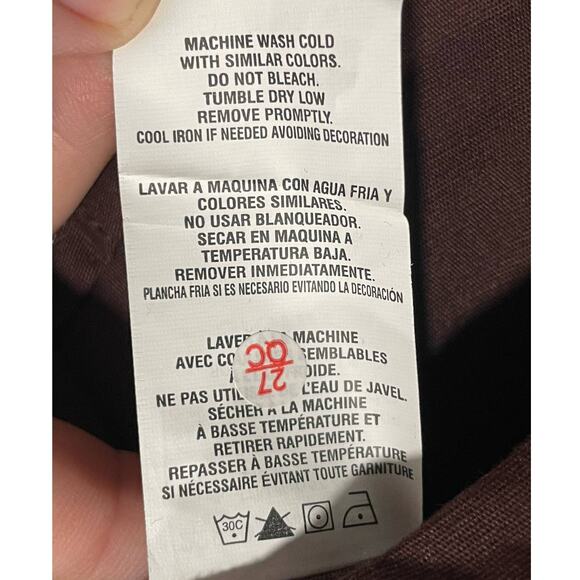 NWT Dickies Scrub Top Unisex Size Small EDS Signature V Neck Maroon ESP 83706 - Picture 9 of 10